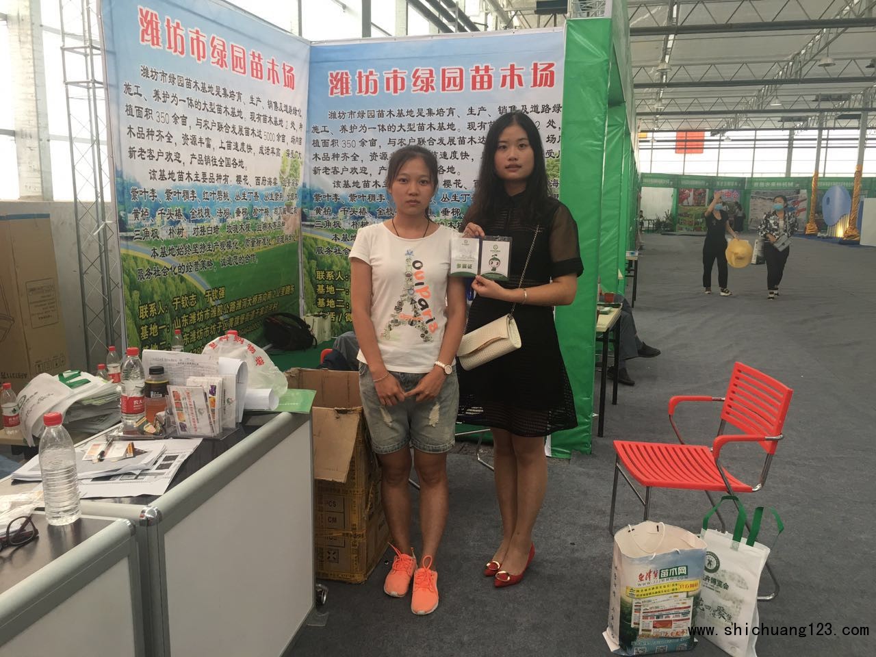 中国必全曹娅利,张慧新疆呼图壁展会报道