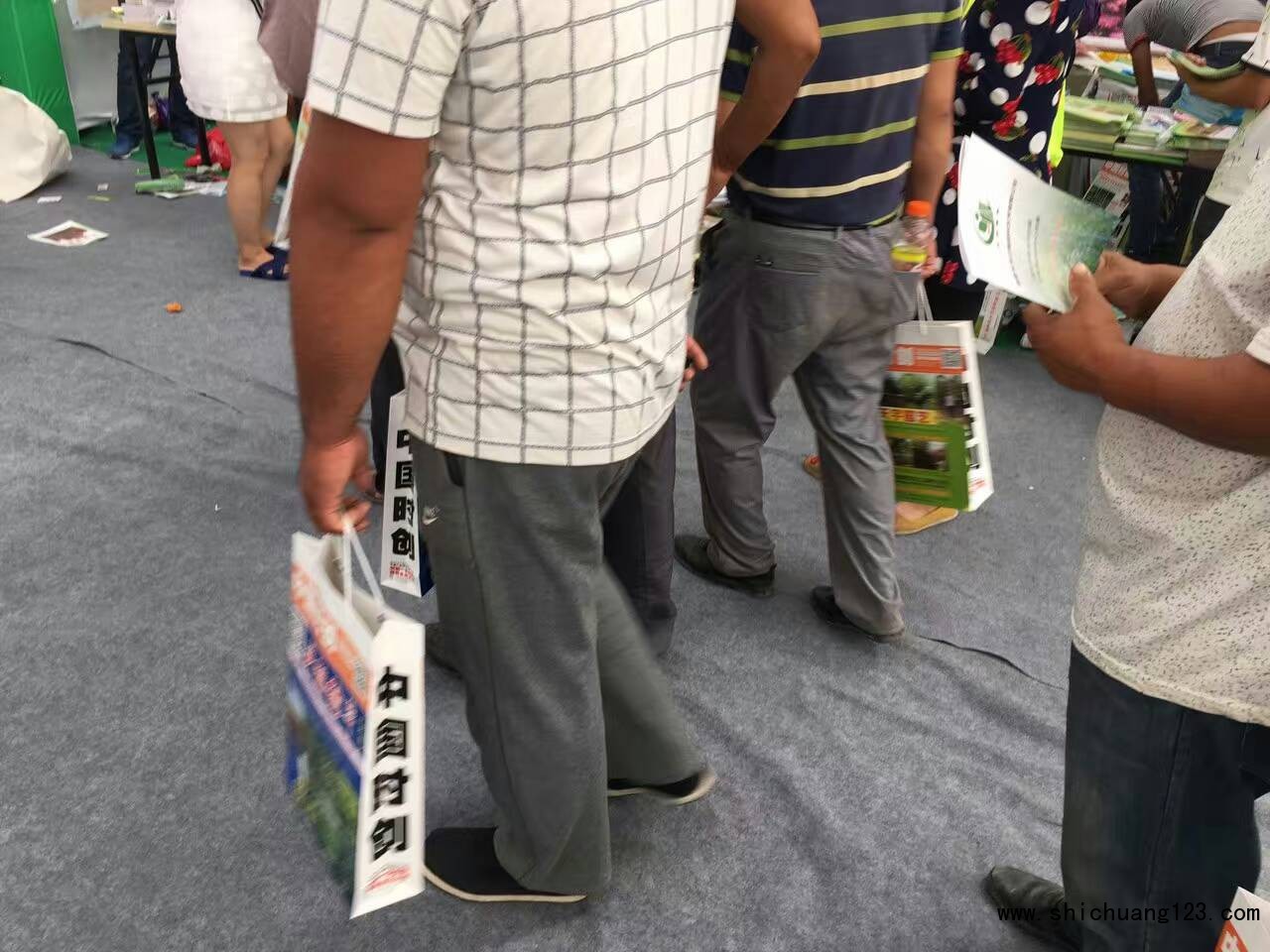 中国必全曹娅利,张慧新疆呼图壁展会报道
